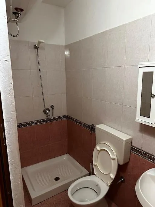 Jurxhen Durress Apartment 1 Minute Walking From Sea